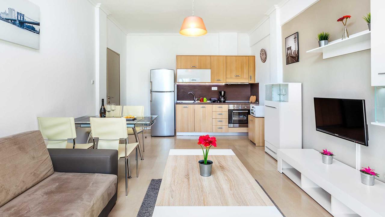 Michalis Apartments Polýgyros Dış mekan fotoğraf