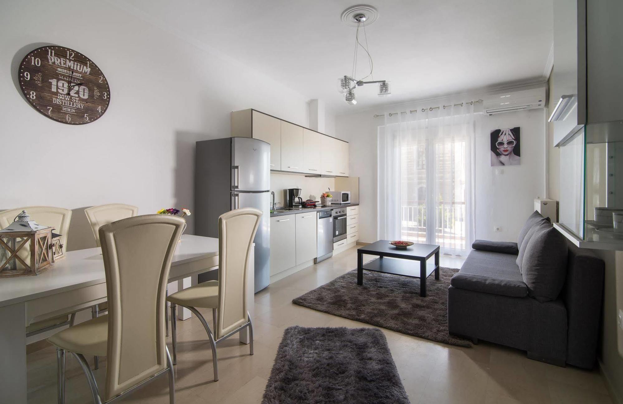 Michalis Apartments Polýgyros Dış mekan fotoğraf